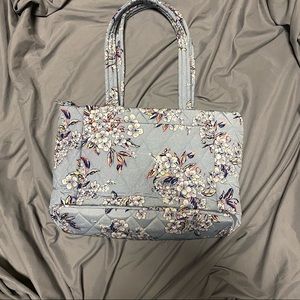 Vera Bradley tote bag